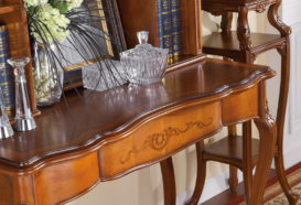 Repliky starožitného nábytku, Luxusní, stylový, historizující, zámecký, kvalitní nábytek, interiéry Viola ROYAL 236 - stolek, stojan