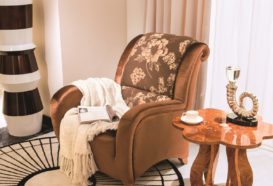 Luxusní, designový, art deco, kvalitní nábytek, interiéry Viola DESING 883 - obývací pokoj, křeslo, stolek